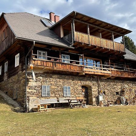 Apartments Im Almhaus Bachler Gundisch Exteriör bild