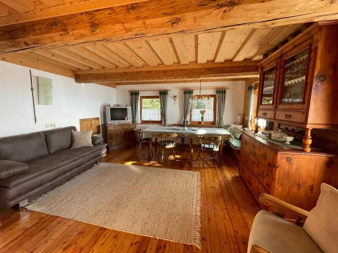 Apartments Im Almhaus Bachler Gundisch Exteriör bild