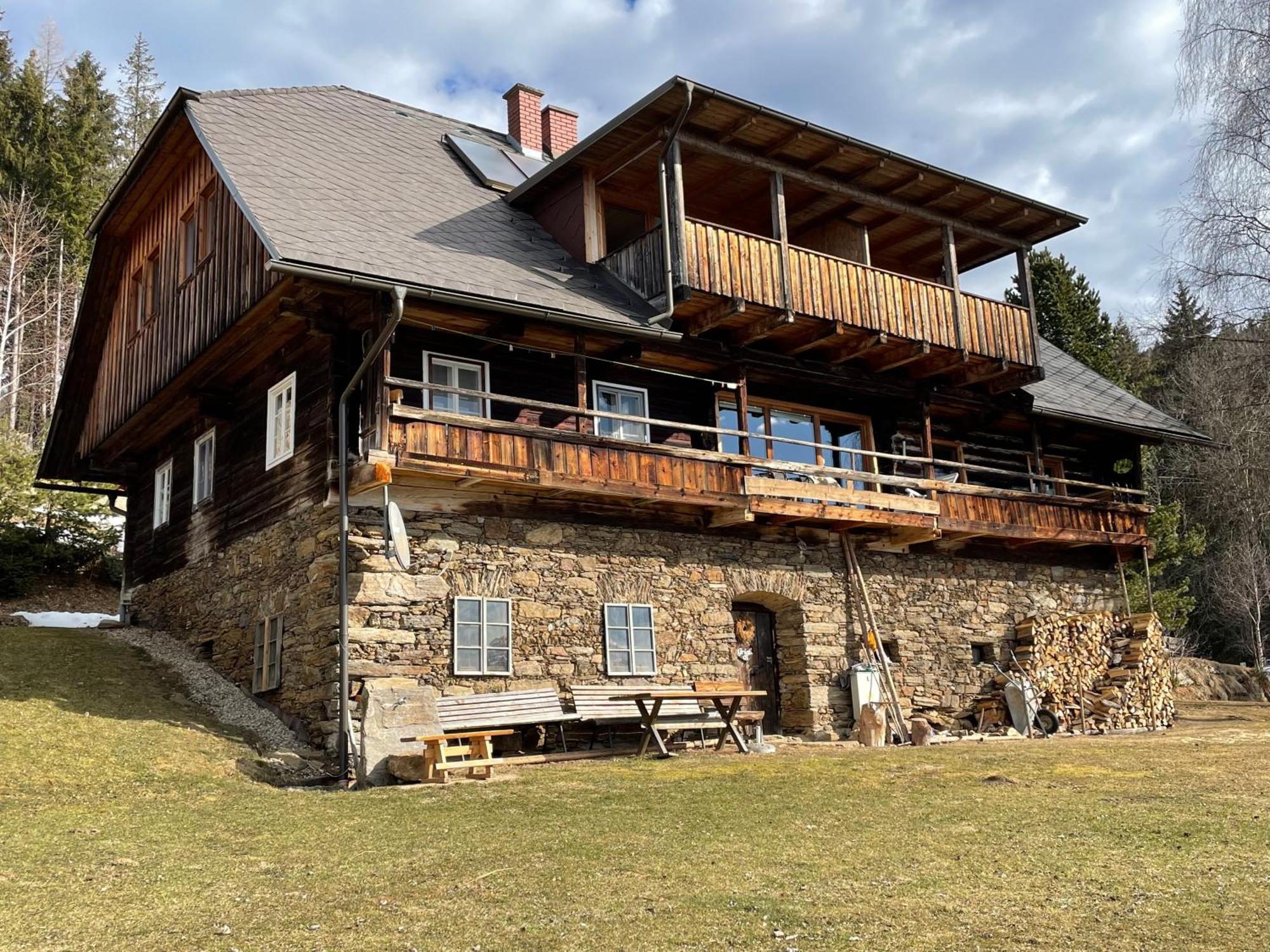Apartments Im Almhaus Bachler Gundisch Exteriör bild