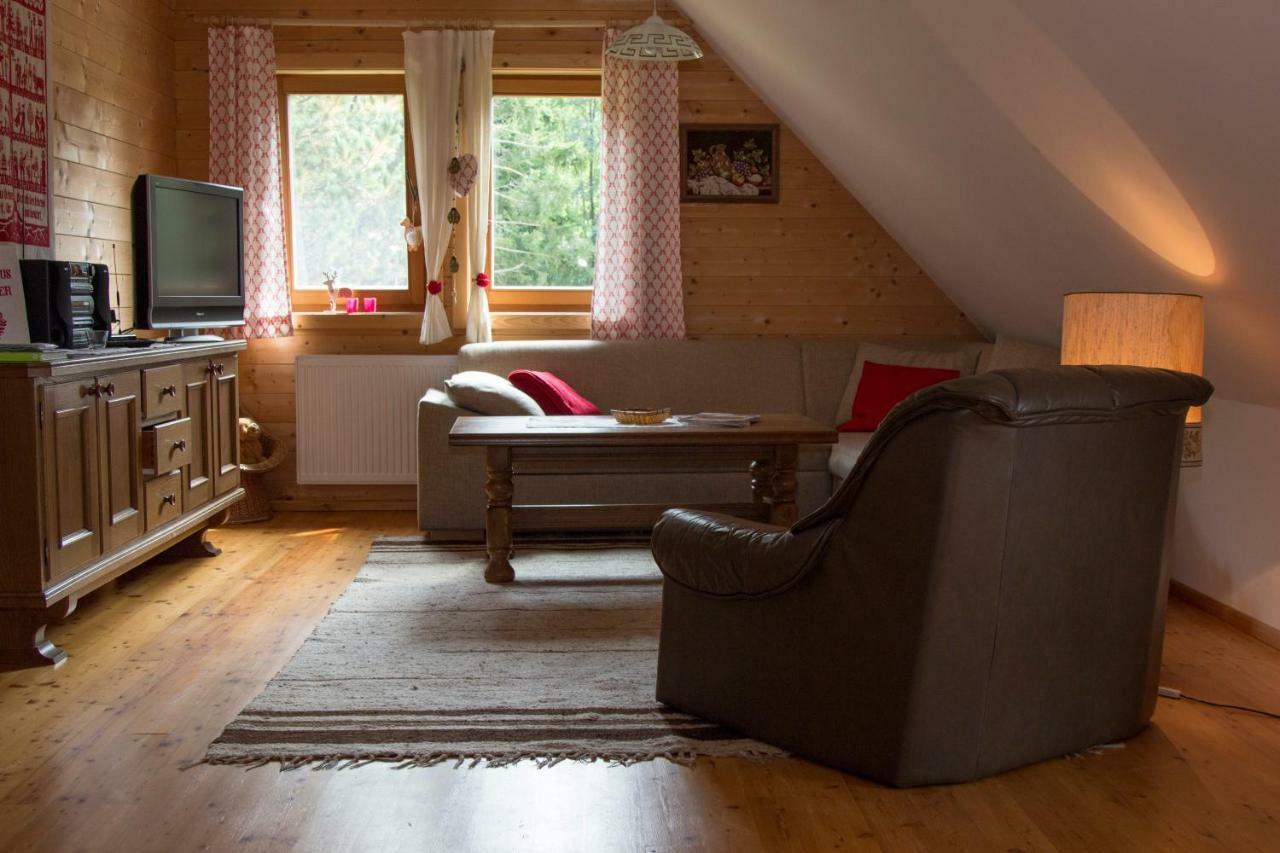 Apartments Im Almhaus Bachler Gundisch Exteriör bild